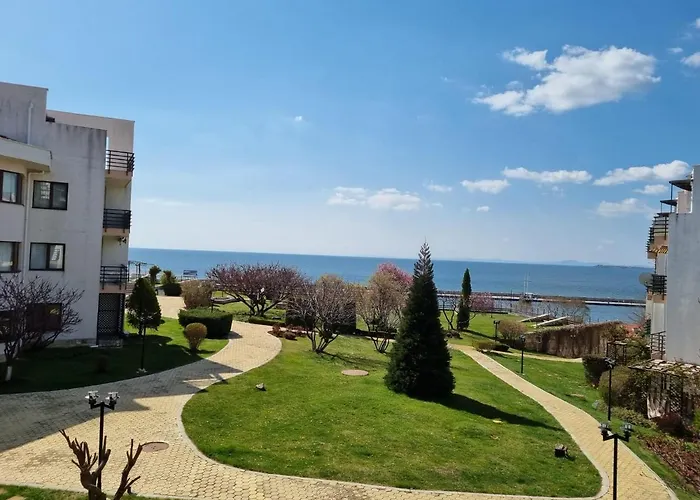 Luxsus Diamond Свети-Влас